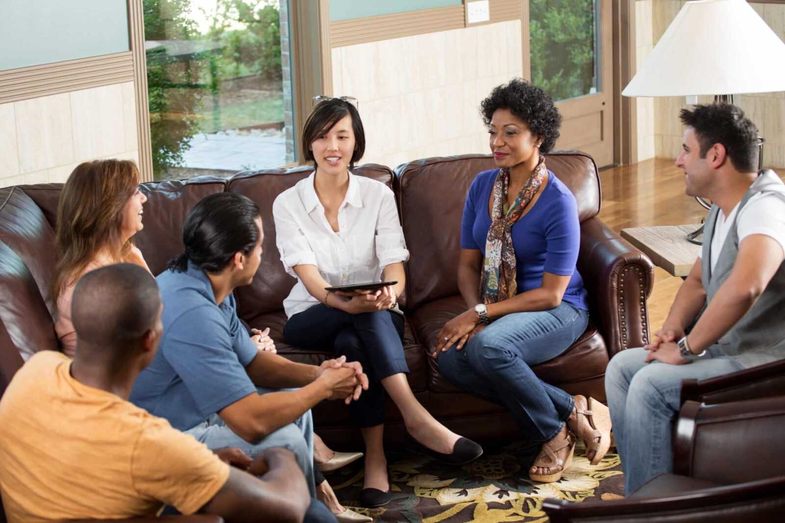 What Are the Benefits of a Rehab Alumni Program in Recovery?