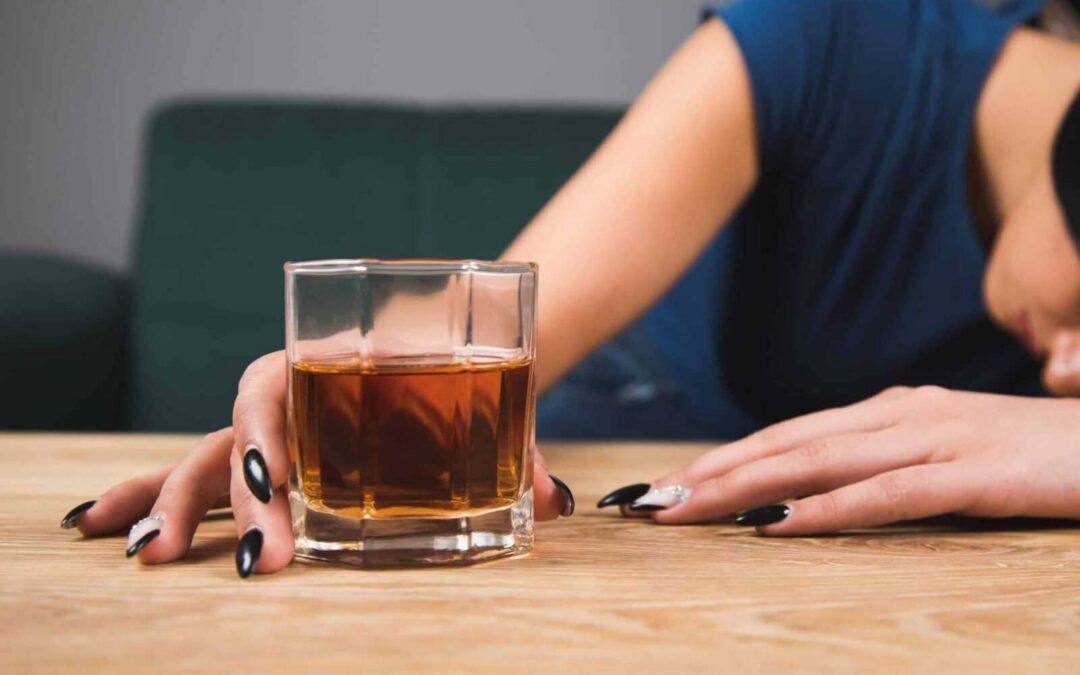 What Are the Physical Symptoms of Chronic Alcohol Abuse?