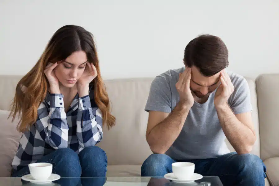 What Are the Effects of Living With an Alcoholic Spouse?
